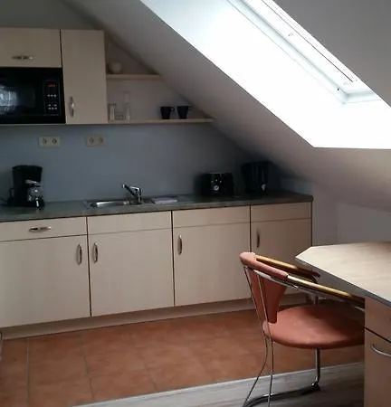 Apartmenthaus Zwenkau Buitenkant foto